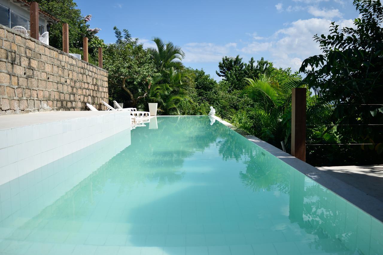 Banana Leaf Eco Hostal *